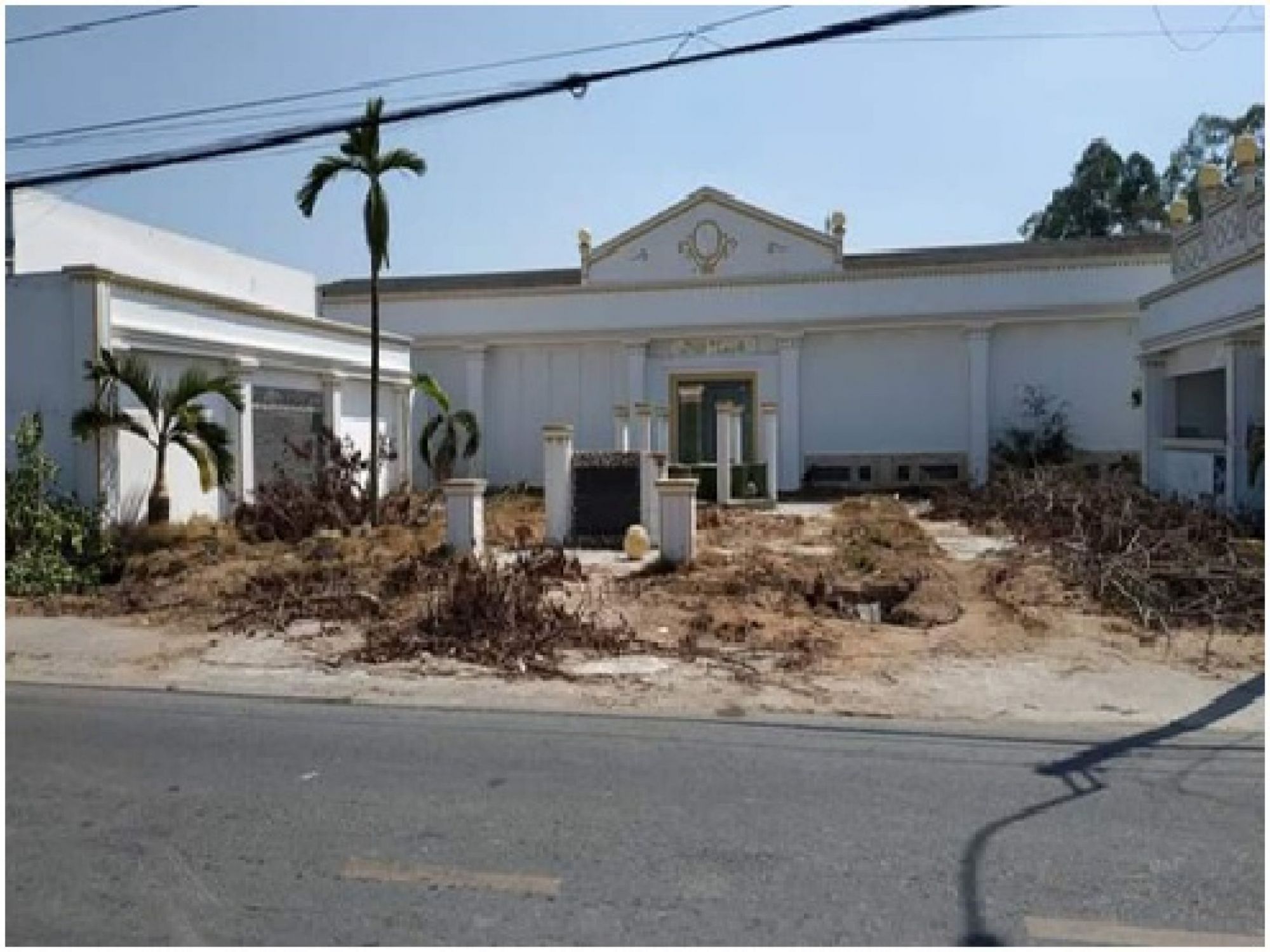 Thửa đất số 15, tờ bản đồ số: 60. Địa chỉ thửa đất: Phường 4, Tp Tân An, tỉnh Long An