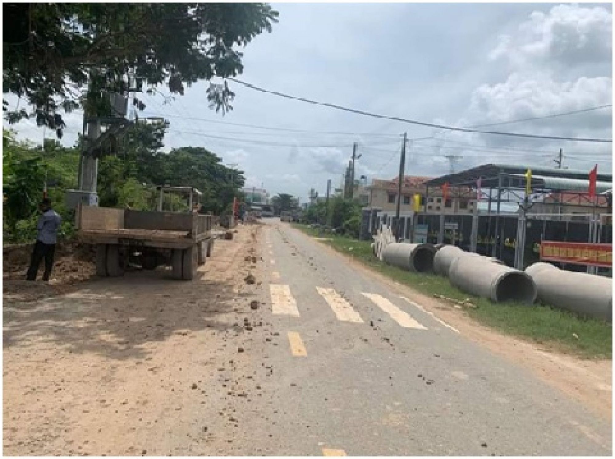 Thửa đất số: 2003, 923, 4428, 4419, 4852, 4853, 4854, 4855. Địa chỉ thửa đất: Phường 6, Thành phố Tân An, tỉnh Long An